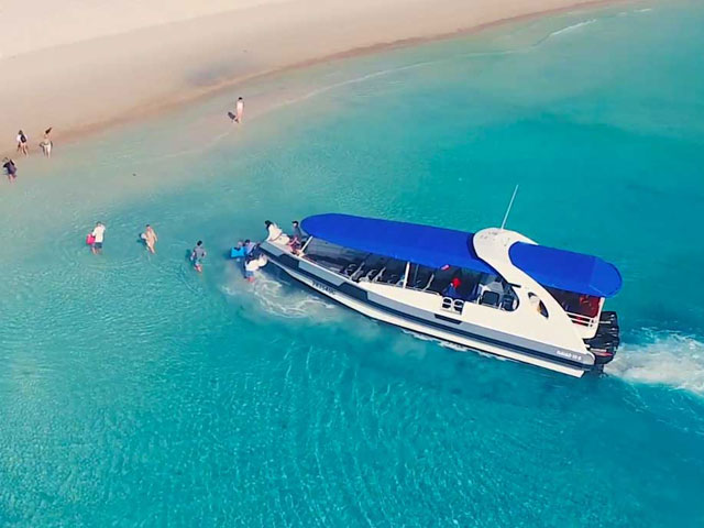 zigzag-whitsundays-day-tour-deals ZigZag Whitsundays