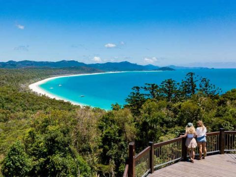 Top 4 Different Whitehaven Beach Tours (Airlie Beach Departure)