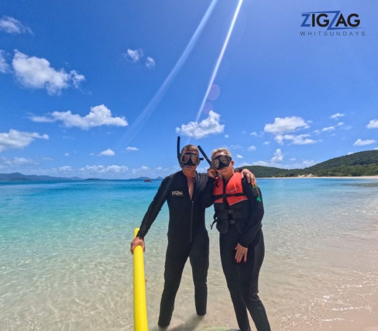Snorkelling with zigzag whitsundays day tour