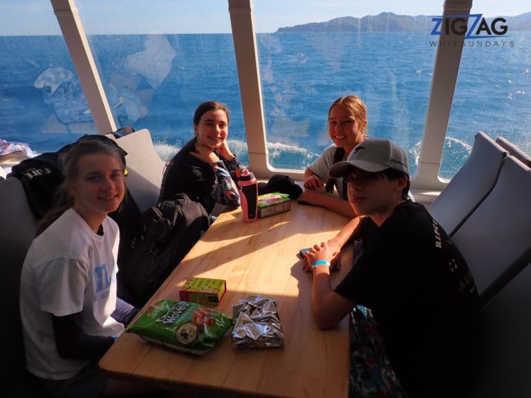 Travelling with children on zigzag whitsundays (16) (medium) Children on super flyer
